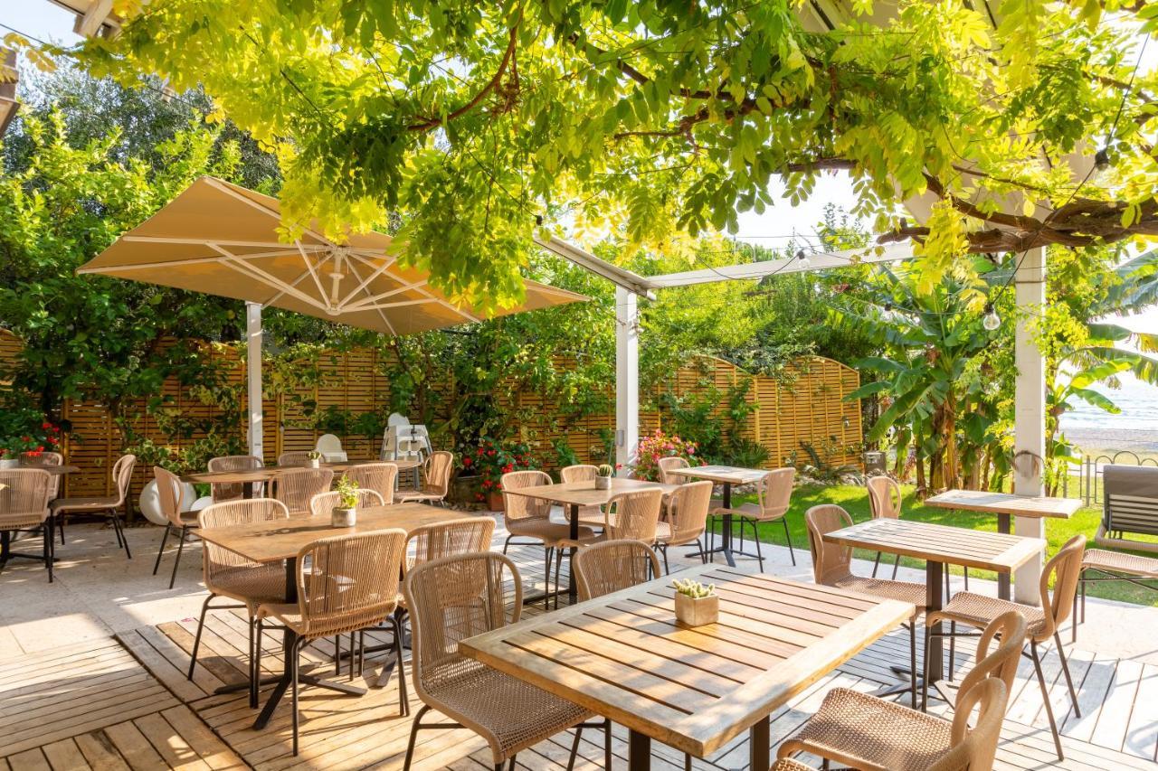 Hotel Baia Azzurra - Lake Front Torbole Sul Garda Exteriér fotografie
